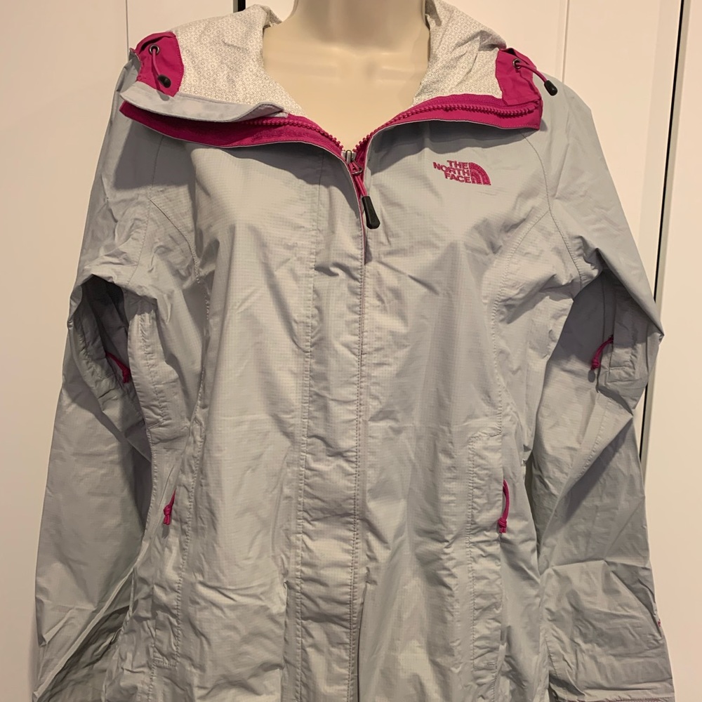 The North Face HyVent 3.5L Size XS